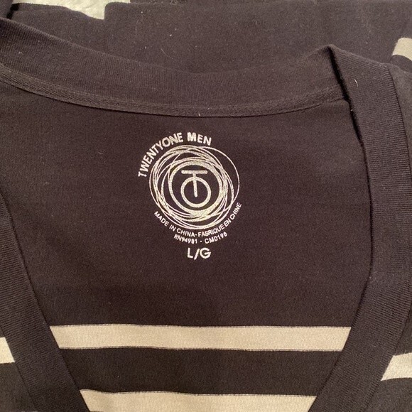 21men black and grey button down lightweight sweater size XL - Picture 2 of 4